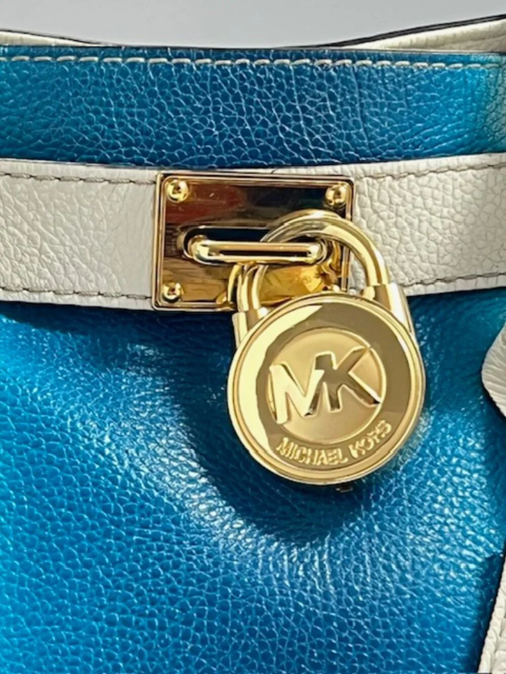 MICHAEL KORS HAMILTON EAST WEST WHITE/BLUE LOCK & KEY LEATHER SATCHEL MEDIUM EUC - Picture 2 of 15